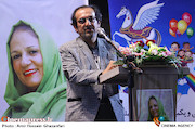 سخنرانی علیرضا رضاداد در مراسم بزرگداشت فریال بهزاد در سی و یکمین جشنواره فیلم های کودکان و نوجوانان