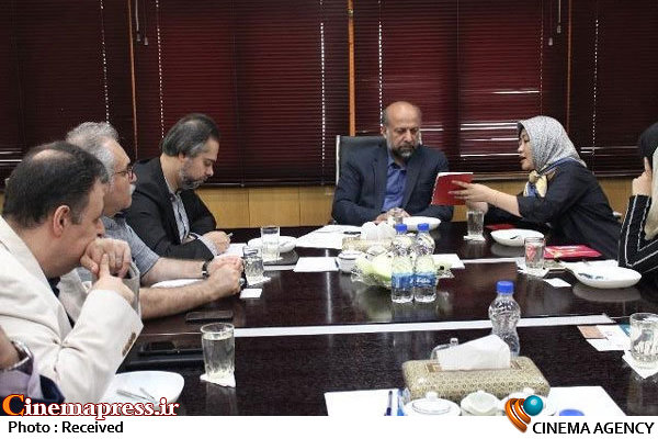 سعی میکنیم تا با سینمای چین برای حضور در بازارها و تولید مشترک نیز تعامل بیشتری داشته باشیم   رییس سازمان سینمایی - مدیر جشنواره فیلم شانگهای چین