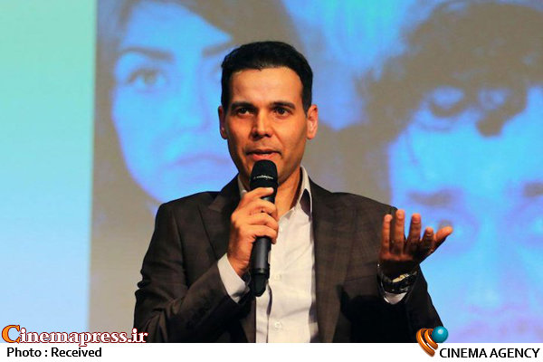 سینمای ایران به بیماری شباهت فرم و محتوا دچار شده است/ «دخمه» ادعای بزرگی ندارد وحید ضرابینسب در مراسم رونمایی فیلم «دخمه»