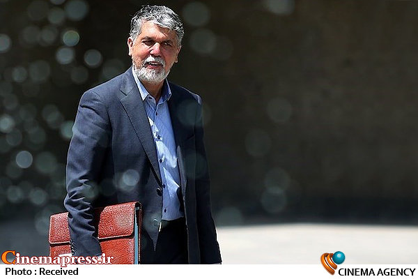 این ۱۴ مَرد در وزارت فرهنگ و ارشاد اسلامی چه کردند؟