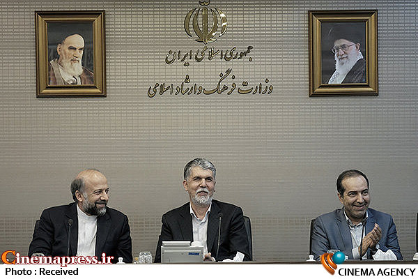وزیر ارشاد: «نوسازی سازمانی» و «آیندهنگری در حوزه سینما» ضروری است سیدعباس صالحی -  حسین انتظامی - محمد مهدی حیدریان / مراسم تکریم و معارفه رئیس سازمان