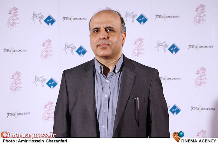 جعفر گودرزی در دوازدهمین جشن منتقدان و نویسندگان سینمایی ایران
