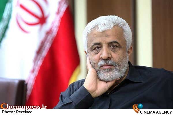«رهبرِ شهیدِ انقلاب» مشتاق بودند «کتابهای جدید حوزه دفاع مقدس» منتشر شود و همچنان فضای این مسیر گشوده باشد «رهبرِ شهیدِ انقلاب» مشتاق بودند «کتابهای جدید حوزه دفاع مقدس» منتشر شود و همچنان فضای این مسیر گشوده باشد