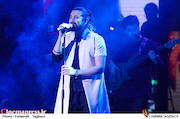 کنسرت امیرعباس گلاب در سی‌ و چهارمین جشنواره موسیقی فجر