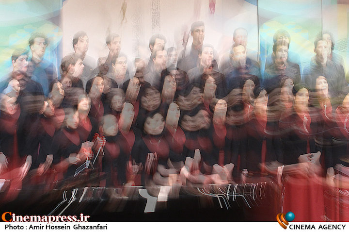 اجرای کر شهر تهران در سی و چهارمین جشنواره موسیقی فجر