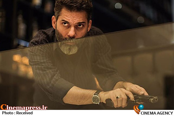 قاچاق فیلم سینمایی عصبانی نیستم بر اثر پخش در پارتی لندن آقازاده وزیر فیلم سینمایی «متری شیش و نیم»