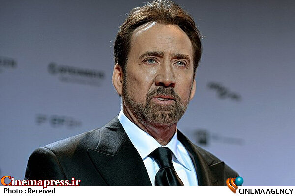 نیکلاس کیج، دراکولا میشود نیکلاس کیج