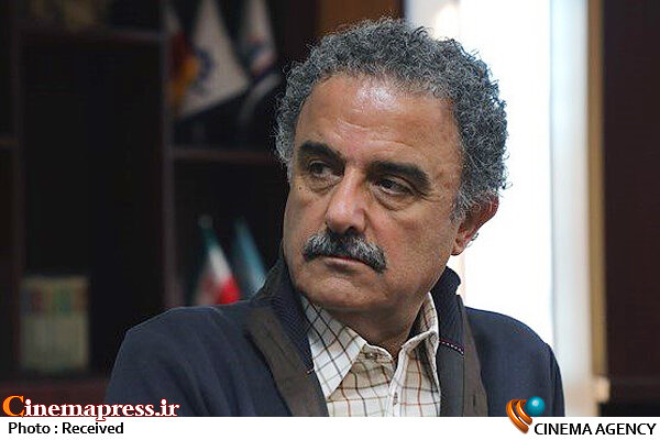 فضای نقد در سینمای ایران بی در و پیکر شده است احمد امینی