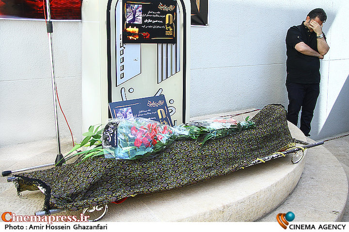 تمسک حداکثری «مدیران فرهنگی» به شیوه «حرف درمانی»/ آیا «سازمان سینمایی» و «رسانه ملی» و «ساترا» به وظایف انقلابی خود عمل می کنند؟!