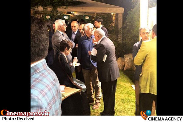 پول های کثیف سلبریتیها ذائقه مخاطب را تغییر داده+ فیلم رضا کیانان در مهمانی سفارتخانه ها