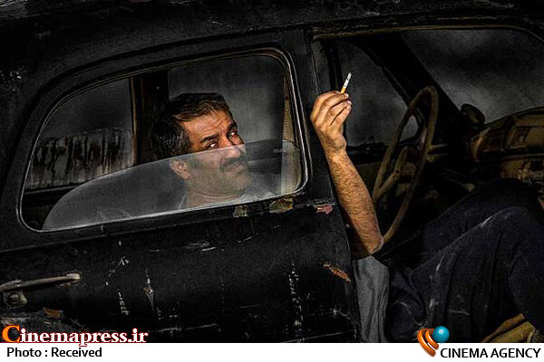 سیر از «کفتر» به «دختر» در اثری ضعیف فیلم سینمایی دوزیست