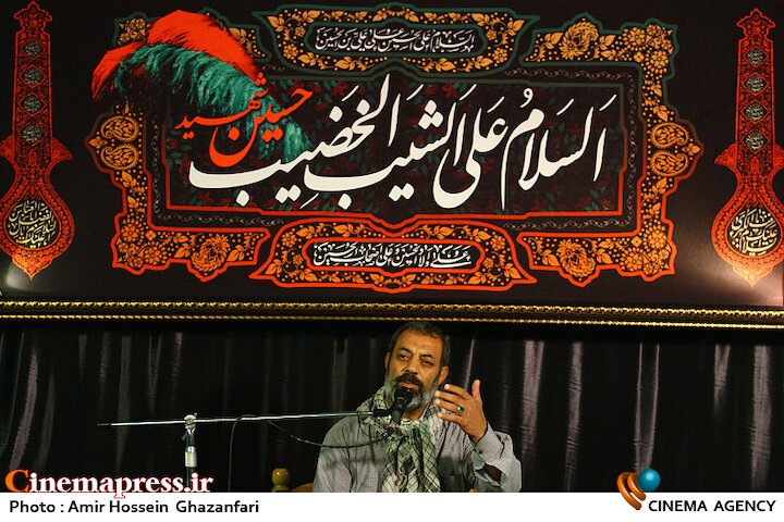 باید تصویر با شکوه و عظیم «اربعین حسینی» را به دنیا مخابره کنیم/ متاسفانه مسئولان اولویتشان چیزهای دیگری است که امروز در «سینما» شاهدش هستیم! باید تصویر با شکوه و عظیم «اربعین حسینی» را به دنیا مخابره کنیم/ متاسفانه مسئولان اولویتشان چیزهای دیگری است که امروز در «سینما» شاهدش هستیم!
