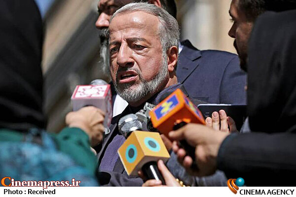 «ملاقات با جادوگر» پروانه نمایش گرفت علیرضا خمسه در ملاقات با جادوگر