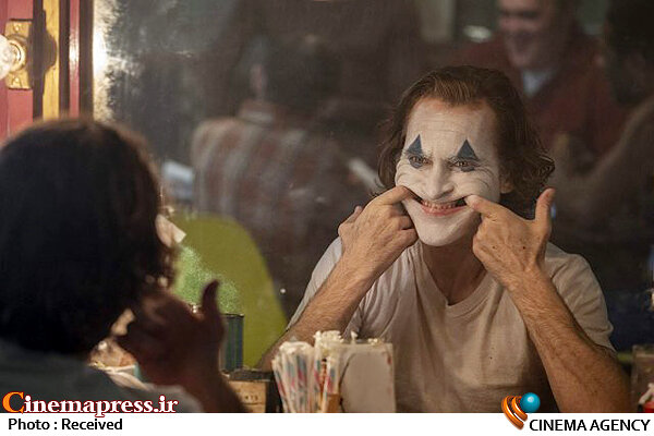 «جوکر»؛ قربانی جامعه سرمایه داری آمریکا/ اثری سیاه و تلخ درباره زندگی آدمی که یکباره خودش را وسط جهنم میبیند! فیلم جوکر joker 2019