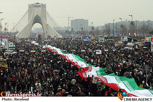 بیگانگی ملت ایران با سینمایی که سلبریتیها و مدیران ساخته اند راهپیمایی 22 بهمن
