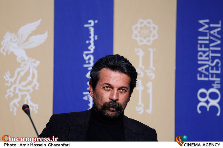 همه منتظر هستند که «جایزه» بگیرند و حالت «رقابت» و «رفاقت» از بین رفته است مجید پتکی در نشست خبری فیلم سینمایی «لباس شخصی»؛مجید پتکی