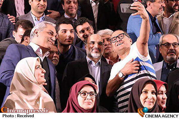 روایت قابل تامل یکی از نزدیکان «رامبد جوان» از ماجرای تولید سری جدید «خندوانه»! سلبریتی-مدیری-جوان