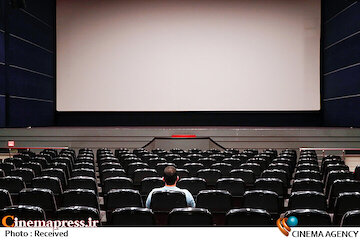 «وضعیت بحرانی گیشه» با ضریب اشتغال و درصد فروش سالن‌های سینمایی سراسر کشور قابل ارزیابی شد