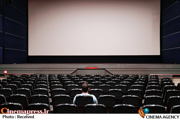 سینماها از فردا باز می‌شوند/برای اضافه شدن فیلم‌های جدید باید در جلسه آینده شورای صنفی نمایش تصمیم‌گیری شود