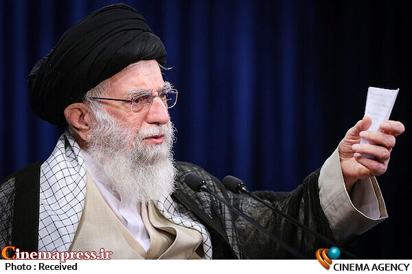 مقولهی شهید و شهادت را با «یاد و پیام» ادامه بدهید/با هیچ زبانی غیر از «زبان هنر» نمیشود اینها را گفت! امام خامنهای-مقام معظم رهبری