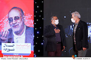 حسین زندباف و جواد شمقدری در مراسم اختتامیه شانزدهمین جشنواره بین‌المللی فیلم «مقاومت»
