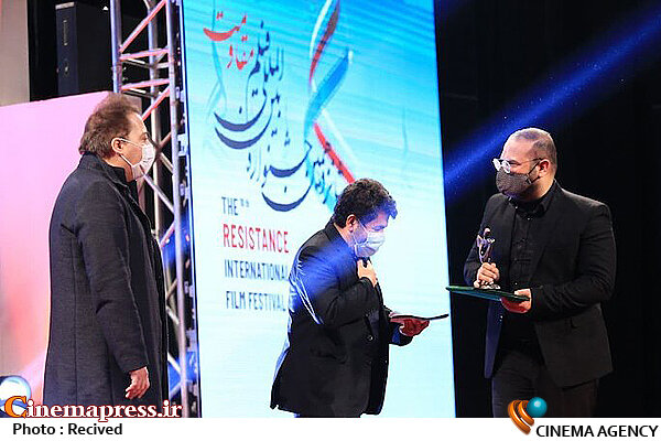 بهترین فیلم «شبی که ماه کامل شد» و بهترین کارگردانی به «ابراهیم حاتمیکیا» برای «خروج» رسید شانزدهمین جشنواره بینالمللی فیلم «مقاومت»