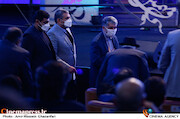 سیدعباس صالحی در مراسم اختتامیه سی و نهمین جشنواره فیلم فجر