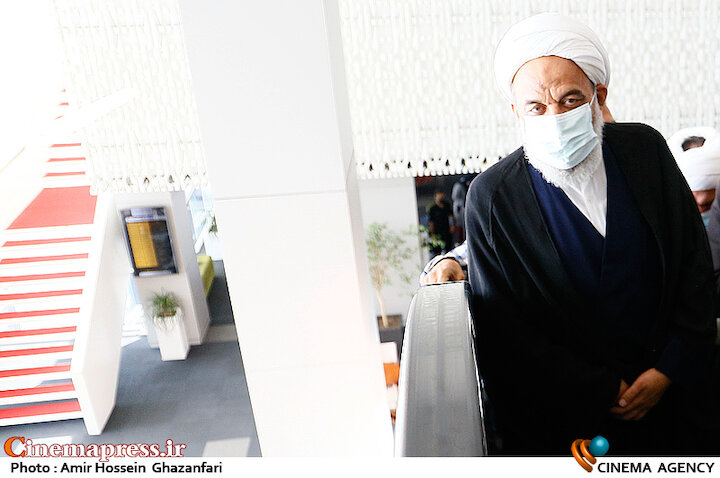 حجت الاسلام و المسلمین  مرتضی آقاتهرانی در پنجمین روز سی و هشتمین جشنواره جهانی فیلم فجر