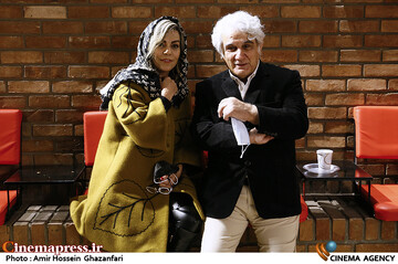 مهدی هاشمی و مهنوش صادقی در مراسم شب «داریوش فرهنگ»