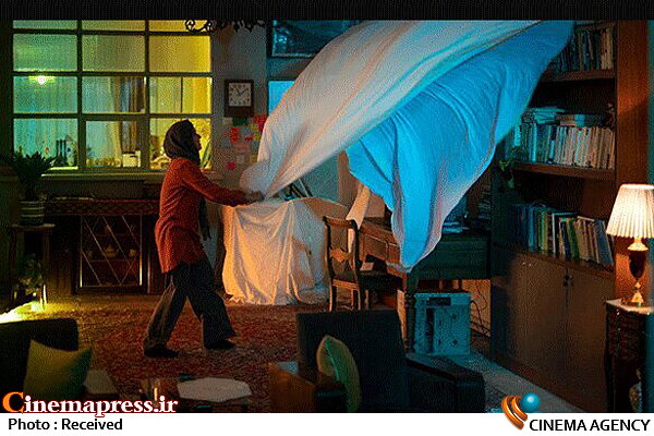 اکران «هناس» و دو فیلم دیگر در سینماسیار  فیلم سینمایی «هناس»