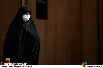 مادر شهیدان خالقی‌پور در افتتاحیه دوازدهمین جشنواره مردمی فیلم «عمار»
