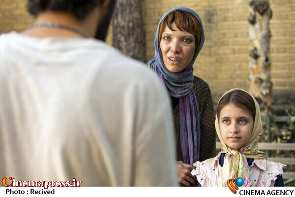 «فلاکت مطلق انسان ایرانی» با «علفزار» به جشنواره فیلم برلین عرضه میشود فیلم سینمایی «علفزار»