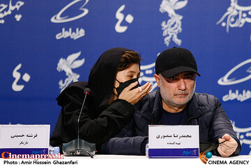 محمدرضا منصوری و فرشته حسینی در نشست خبری فیلم سینمایی «دسته دختران»