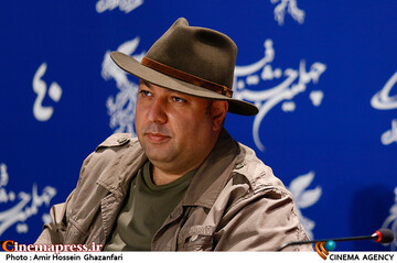 علی اوجی در نشست خبری فیلم سینمایی ۲۸۸۸