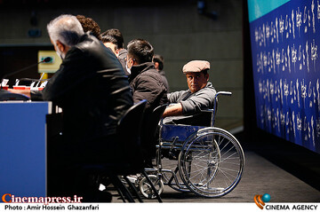 محمد اقبالی در نشست خبری فیلم سینمایی «درب»