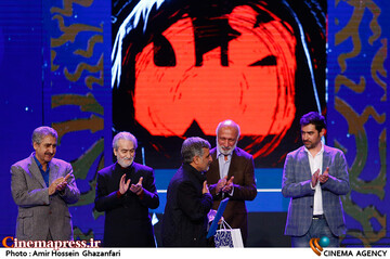 محمدرضا شجاعی در مراسم اختتامیه چهلمین جشنواره فیلم فجر