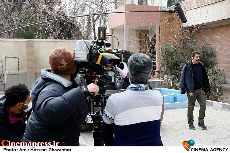 پیام احمدی نیا در پشت صحنه مجموعه تلویزیونی «حکم رشد»