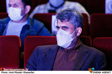 یزدان عشیری در مراسم تجلیل از مالکین و سازندگان سالن‌های سینمایی سراسر کشور