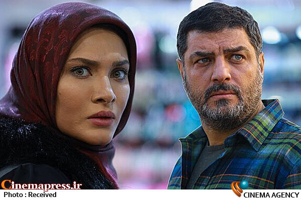 تبلیغ «قدغن» در شبکههای فارسی زبان در ماهواره با چه مجوزی صورت گرفته است؟ فیلم سینمایی قدغن