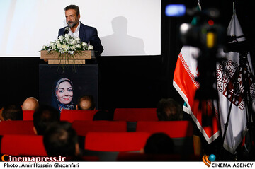 عبدالرضا امیراحمدی در اولین مراسم درگذشت زنده یاد «آزاده نامداری»