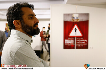مجدالدین معلمی در آغاز هفته هنر انقلاب با افتتاح نمایشگاه هنرهای تجمسی