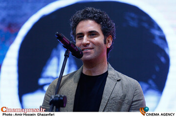هوتن شکیبا در اولین جشن کارگردانان سینمای ایران