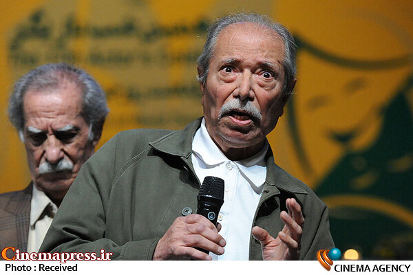 زبان و ادبیات فارسی هویت و بخشی از شناسنامهی ماست/ادبیات جزئی از زندگی مردم ایران است علی نصیریان