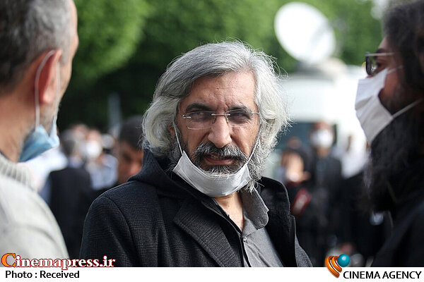 «میلیاردها انسان در سراسر جهان» نسبت به دانستن از «ایران» و قهرمانها و ماجراهایش کنجکاو هستند و «مخاطب بالقوه سینمای ایران» محسوب میشوند «میلیاردها انسان در سراسر جهان» نسبت به دانستن از «ایران» و قهرمانها و ماجراهایش کنجکاو هستند و «مخاطب بالقوه سینمای ایران» محسوب میشوند