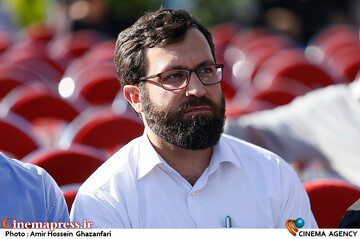 <a href='https://sayeb.ir/tag/%d8%a7%d8%ad%d8%b3%d8%a7%d9%86-%d9%85%d8%ad%d9%85%d8%af%d8%ad%d8%b3%d9%86%db%8c'></div>احسان محمدحسنی</a> در مراسم چهلمین روز درگذشت مرحوم <a href='https://sayeb.ir/tag/%d9%86%d8%a7%d8%af%d8%b1-%d8%b7%d8%a7%d9%84%d8%a8-%d8%b2%d8%a7%d8%af%d9%87'>نادر طالب زاده</a>