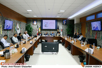 نشست تخصصی واکاوی اندیشههای مرحوم نادر طالبزاده