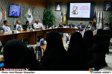 نشست تخصصی واکاوی اندیشههای مرحوم نادر طالبزاده