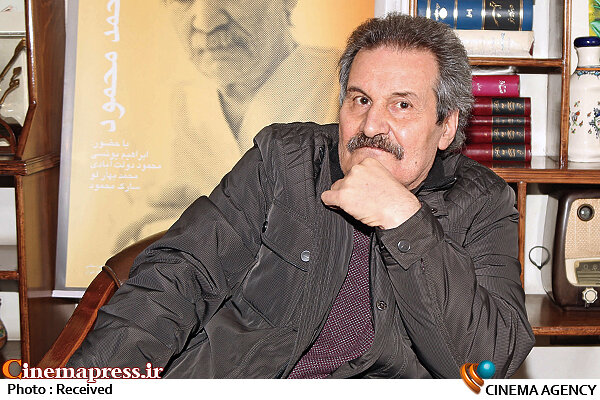 اعطا: هنر چه ارتباطی با بروکراسی های پیچیده اداری دارد؟/ کسانی که آیین نامه تأیید صلاحیت های کارگردانان فیلم اول را نوشته اند از قبل این جریان منافع کسب می کنند! بابک اعطا