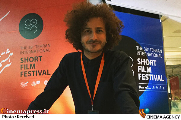 مهربان: بند سابقه فعالیت های مدیریتی و فرهنگی برای ورود به عرصه سینمای حرفه ای غیرمعمول و عجیب است/ نگذارید فعالان فیلم کوتاه بیش از این سرخورده شوند! مصطفی مهربان