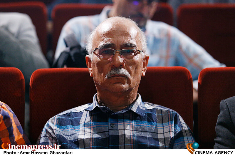 «رهبر انقلاب» فیلمهای سینمایی را خیلی دقیق آنالیز میکردند/ نظر ایشان بر «تولیدات حرفهای» بود «رهبر انقلاب» فیلمهای سینمایی را خیلی دقیق آنالیز میکردند/ نظر ایشان بر «تولیدات حرفهای» بود